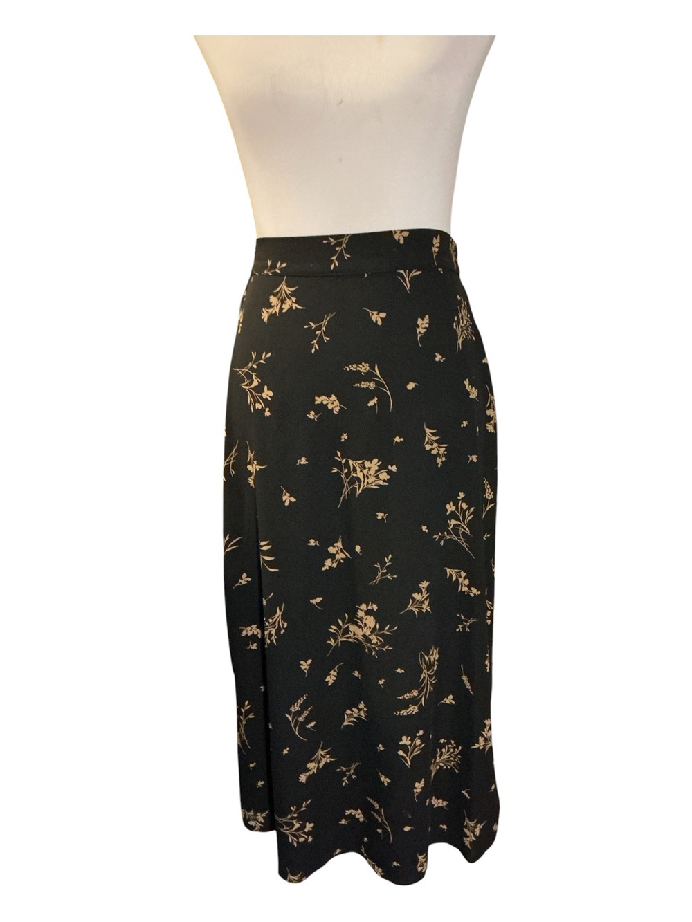 Vince Camuto Black Midi Skirt with Beige Floral Print